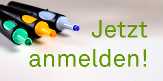 Foto: rechts oben drei Moderationsstifte, daneben der Schriftzug "Jetzt anmelden!"