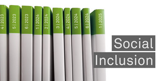 Nebeneinanderstehende Zeitschriftenhefte, daneben der Schriftzug Social Inclusion